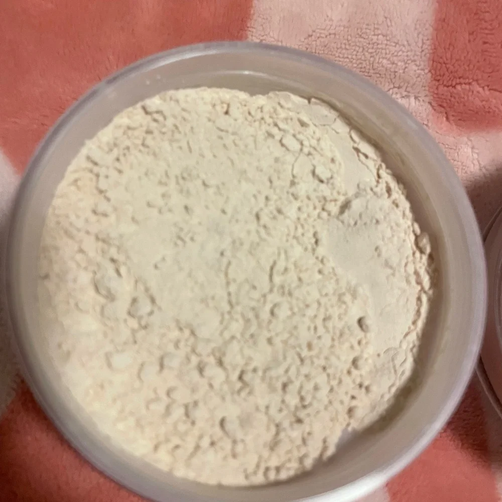 Large Anastasia Beverly Hills Loose Setting Powder Bundle in Vanilla